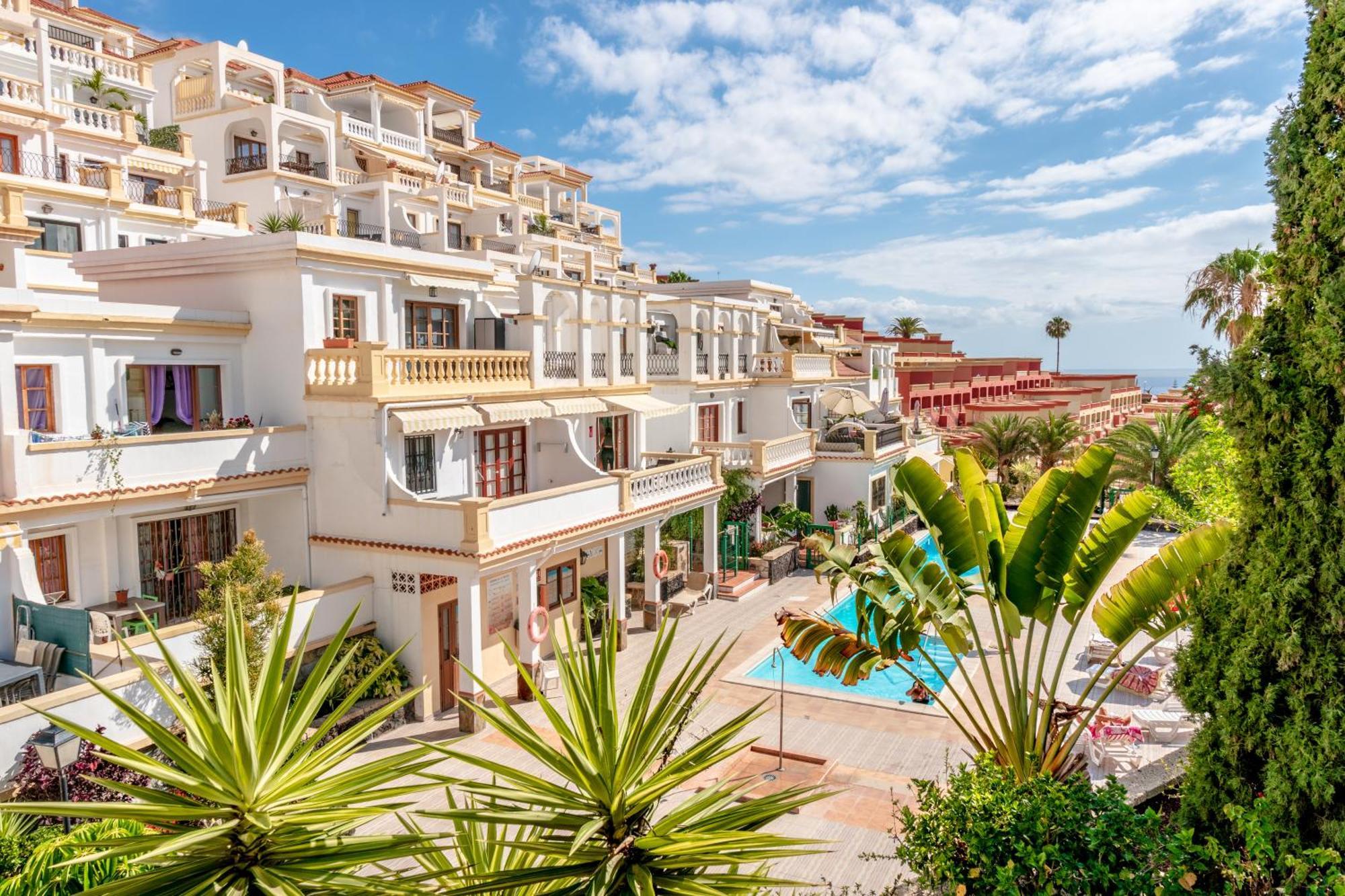Apartmán Hipnautic Vibes 1br Apt W-poolocean View Near Aqualand, Wifi, Netflix, Free Parking, 2 Pools Access Costa Adeje (Tenerife)